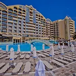Imperial Palace 4* Napospart