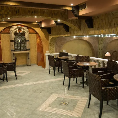 Hotel Imperial Palace