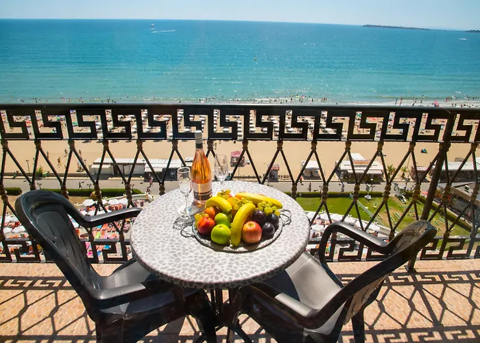 Imperial Palace Hotel 4*