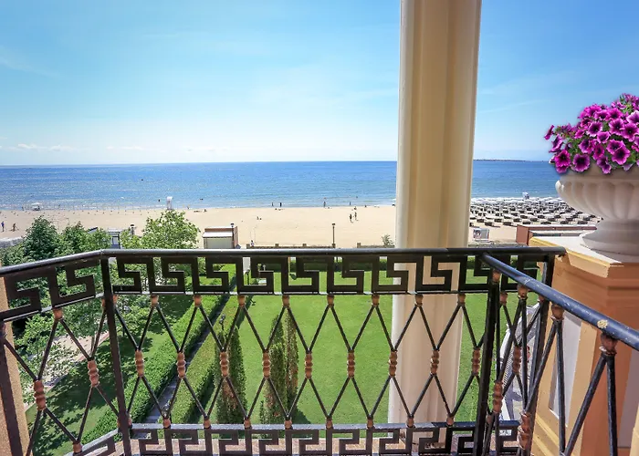 Imperial Palace 4* Slăntjev Brjag