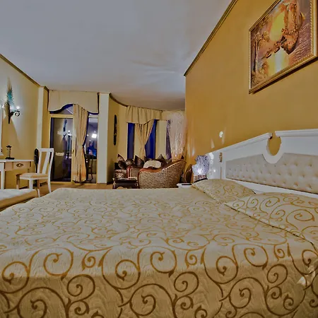 Imperial Palace Hotell 4*