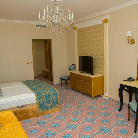 Ξενοδοχείο Imperial Palace 4*