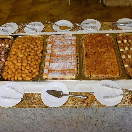 Imperial Palace 5* Σάνι Μπιτς