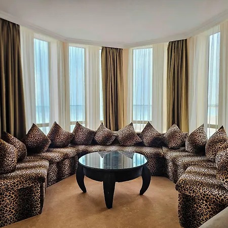 Imperial Palace Готель 4*