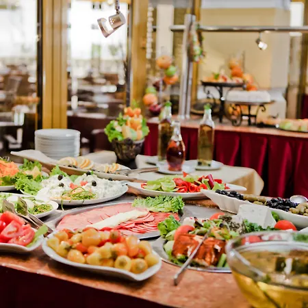 Imperial Palace فندق