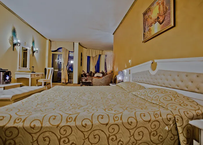 Imperial Palace Отель 4*