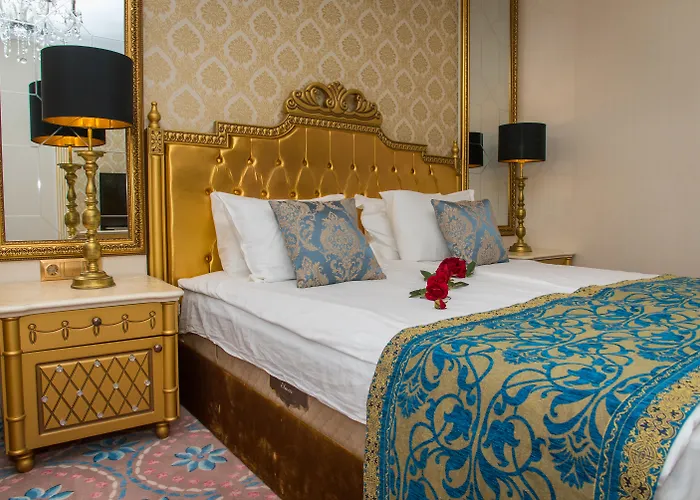 Отель Imperial Palace 4*