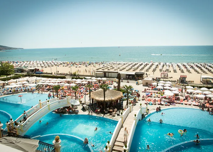 Отель Imperial Palace 4*